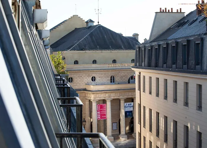 Grand Hotel Des Balcons Parigi